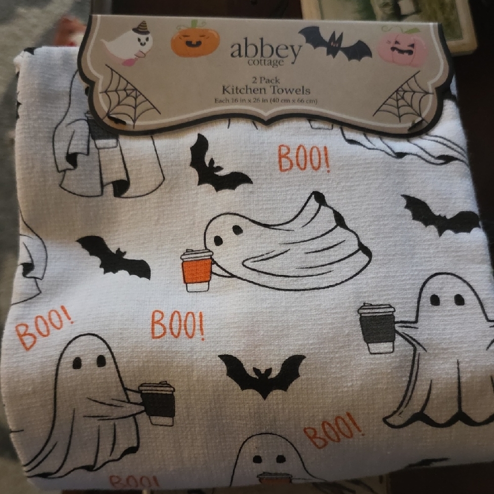 Abby Cottage Halloween Ghost Kitchen Towels
